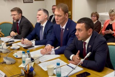 Максим Иванов добивается расширения дальневосточной ипотеки для авиастроителей и медиков БАМа Предоставлено Максимом Ивановым